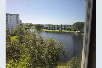 2106 S Cypress Bend Drive #510, Pompano Beach, FL 33069 - Photo 10