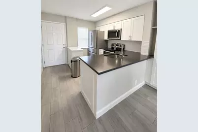 2106 S Cypress Bend Drive #510, Pompano Beach, FL 33069 - Photo 10
