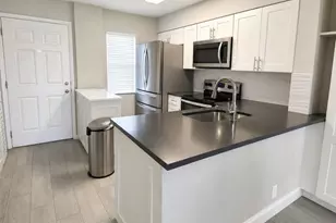 2106 S Cypress Bend Dr, Pompano Beach, FL 33069 - Photo 10