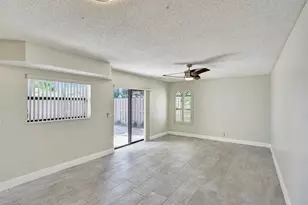 4260 Village Dr, Delray Beach, FL 33445 - Photo 4