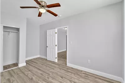 1142 SW 4th Street #10, Miami, FL 33130 - Photo 4