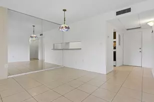 824 SW 9th St Cir, Boca Raton, FL 33486 - Photo 6