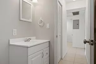 824 SW 9th St Cir, Boca Raton, FL 33486 - Photo 12