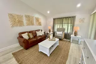 13065 Albright Ct, Wellington, FL 33414 - Photo 6
