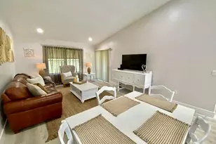13065 Albright Ct, Wellington, FL 33414 - Photo 8