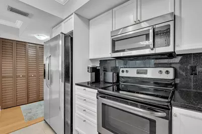 99 SE Mizner Boulevard #637, Boca Raton, FL 33432 - Photo 8