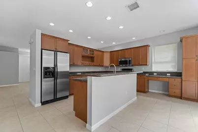 9070 Dupont Place, Wellington, FL 33414 - Photo 10