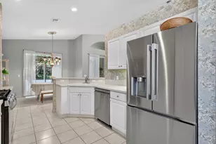 310 NW Toscane Tr, Port Saint Lucie, FL 34986 - Photo 12