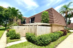 1201 12th Ln, Palm Beach Gardens, FL 33418 - Photo 1