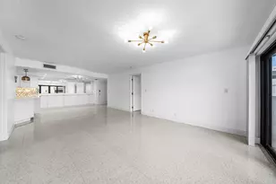 330 SE 20th Ave, Deerfield Beach, FL 33441 - Photo 8