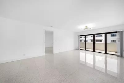 330 SE 20th Avenue #408, Deerfield Beach, FL 33441 - Photo 10