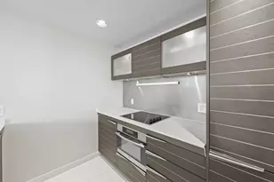 200 Biscayne Blvd Way, Miami, FL 33131 - Photo 14
