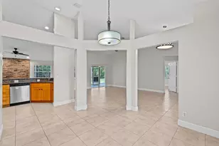 16628 Valencia Blvd, The Acreage, FL 33470 - Photo 8
