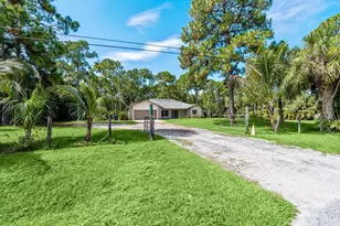 16628 Valencia Blvd, The Acreage, FL 33470 - Photo 36
