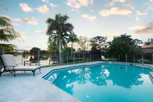 2060 Amesbury Cir, Wellington, FL 33414 - Photo 30