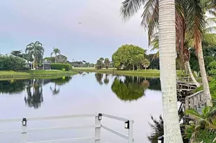 2060 Amesbury Cir, Wellington, FL 33414 - Photo 36