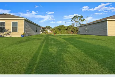 1958 SE Floresta Drive, Port Saint Lucie, FL 34983 - Photo 30