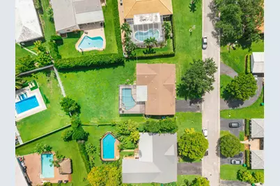 10625 NW 37th Street, Coral Springs, FL 33065 - Photo 32