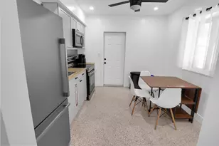 210 SW 11th St, Fort Lauderdale, FL 33315 - Photo 4