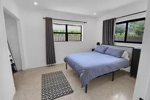 210 SW 11th St, Fort Lauderdale, FL 33315 - Photo 8