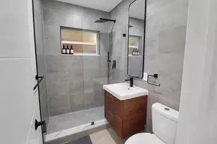 210 SW 11th St, Fort Lauderdale, FL 33315 - Photo 10
