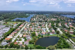 2036 NW 183rd Cir, Pembroke Pines, FL 33029 - Photo 28