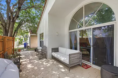2036 NW 183rd Circle, Pembroke Pines, FL 33029 - Photo 22