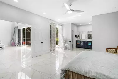 7748 Travelers Tree Drive, Boca Raton, FL 33433 - Photo 10