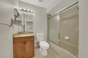 6371 Toulon Dr, Boca Raton, FL 33433 - Photo 26