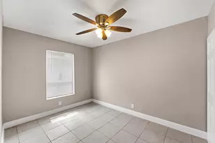 166 SW 3rd St, Deerfield Beach, FL 33441 - Photo 18
