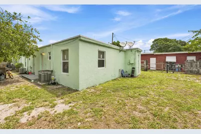 166 SW 3rd Street #A-d, Deerfield Beach, FL 33441 - Photo 32