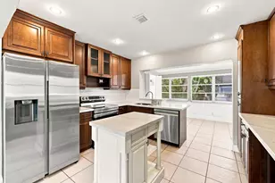 4569 NW 16th Ave, Tamarac, FL 33309 - Photo 8