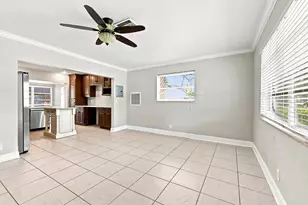 4569 NW 16th Ave, Tamarac, FL 33309 - Photo 12