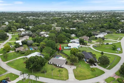 621 NE Town Terrace, Jensen Beach, FL 34957 - Photo 20