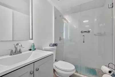 2731 Ocean Club Boulevard #102, Hollywood, FL 33019 - Photo 14