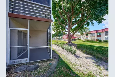 12021 W Greenway Drive #105, Royal Palm Beach, FL 33411 - Photo 8