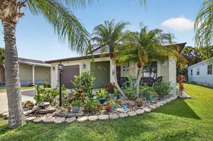 11 SE Flamenco Way, Port Saint Lucie, FL 34952 - Photo 2