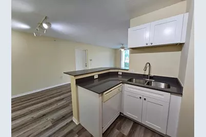604 Villa Circle #604, Boynton Beach, FL 33435 - Photo 6