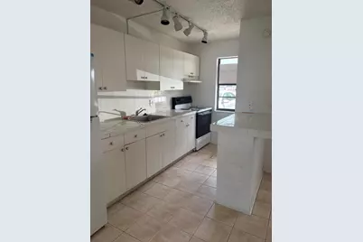 1021 SE Monterey Road #1-17, Stuart, FL 34994 - Photo 2