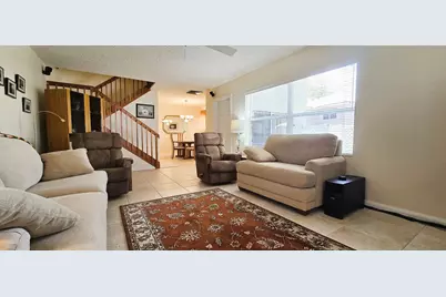 1919 Hartford Court, West Palm Beach, FL 33409 - Photo 4