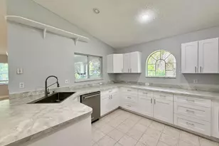 5707 Silver Oak Dr, Fort Pierce, FL 34982 - Photo 18