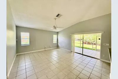 5707 Silver Oak Drive, Fort Pierce, FL 34982 - Photo 4