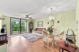 5370 Las Verdes Cir, Delray Beach, FL 33484 - Photo 4