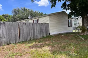 10629 S 228th Ln, Boca Raton, FL 33428 - Photo 22