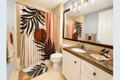 21 Harbour Isle Drive W #105, Fort Pierce, FL 34949 - Photo 4