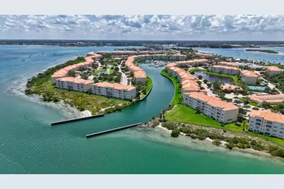 21 Harbour Isle Drive W #105, Fort Pierce, FL 34949 - Photo 10