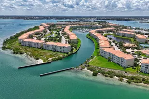 21 Harbour Isle Dr W, Fort Pierce, FL 34949 - Photo 10