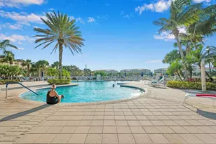 21 Harbour Isle Dr W, Fort Pierce, FL 34949 - Photo 18