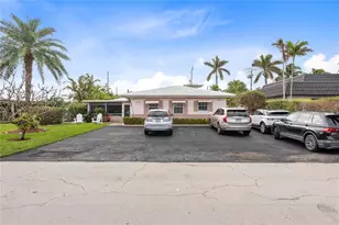 242 Neptune Ave, Lauderdale by the Sea, FL 33308 - Photo 1