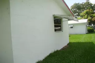 1611 NW 82nd Terrace, Plantation, FL 33322 - Photo 4